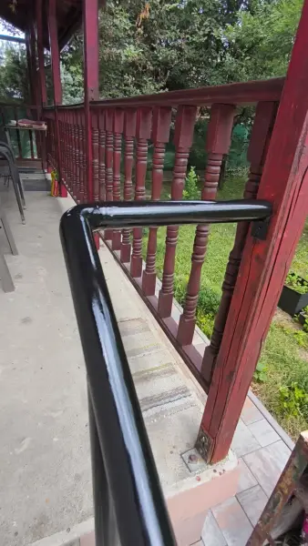 A kész korlát vonala fentről nézve.